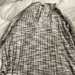 WOMEN'S Long Sleeve Top